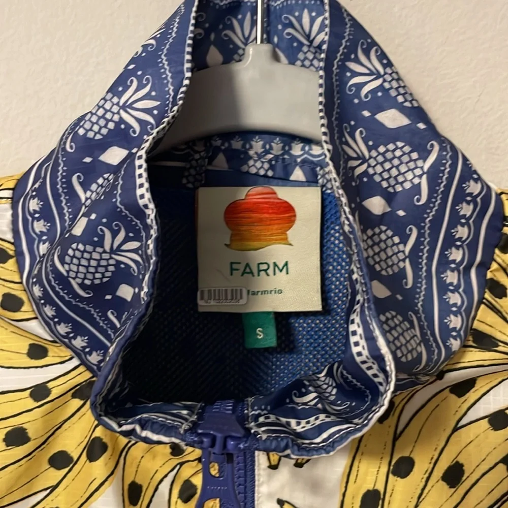 FARM Rio Multicolor Tropical Jacket - Picture 2 of 4